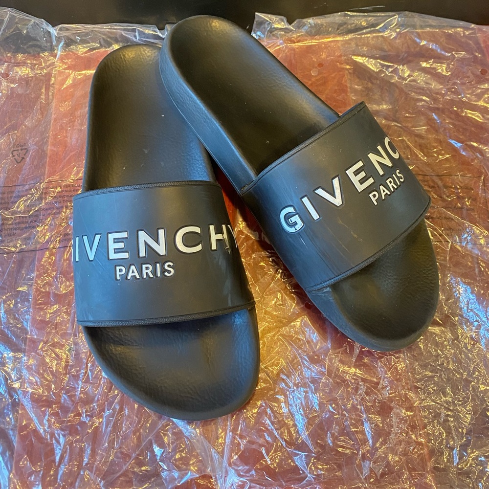 Givenchy Paris black rubber pool sliders size 11.5 - Picture 1 of 7